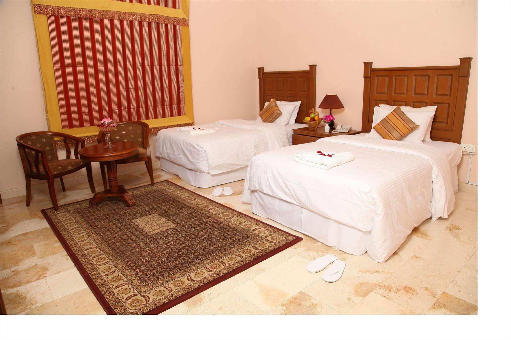 Hotel Golden Oasis Maszkat Kültér fotó