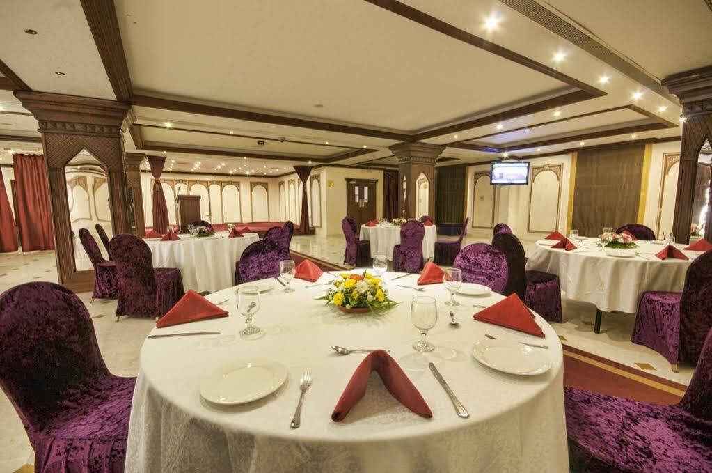 Hotel Golden Oasis Maszkat Kültér fotó